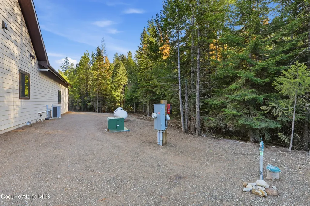 216 Mara Meadows Athol ID 83801