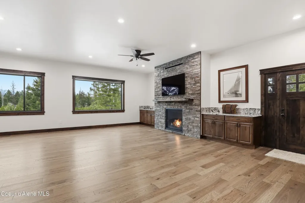 216 Mara Meadows Athol ID 83801