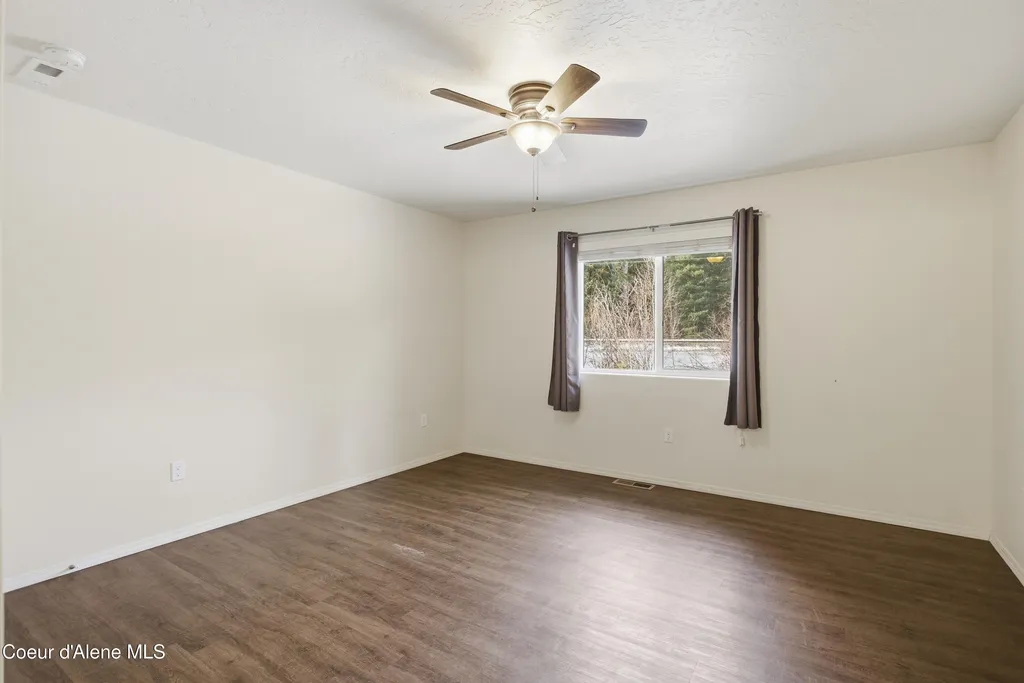 1121 Honeysuckle Avenue Sandpoint ID 83864