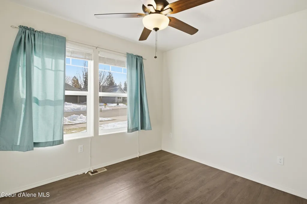 1121 Honeysuckle Avenue Sandpoint ID 83864