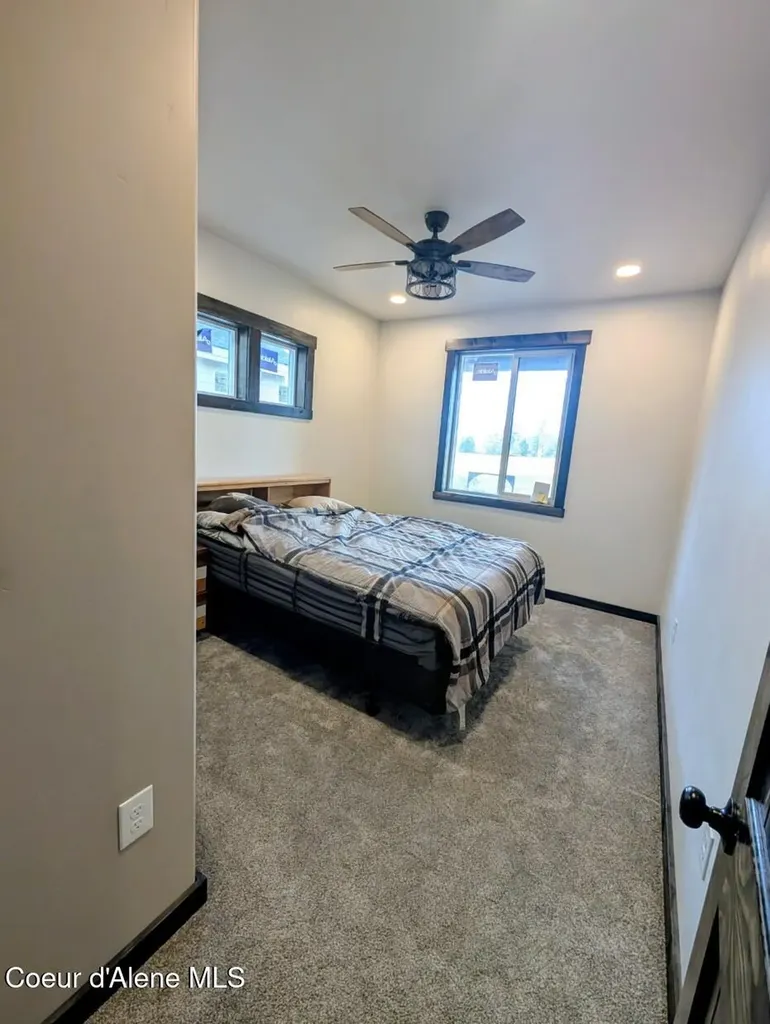 6856 Selkirk Street Bonners Ferry ID 83805