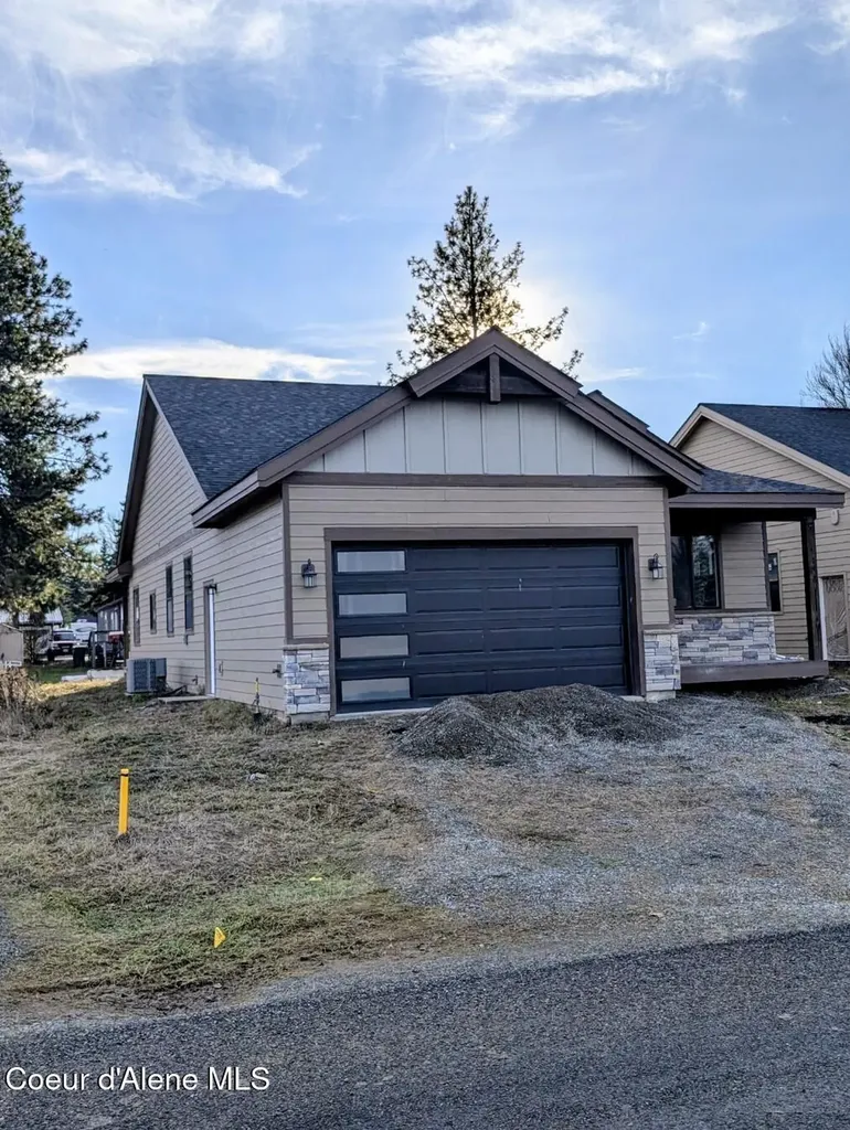 6856 Selkirk Street Bonners Ferry ID 83805