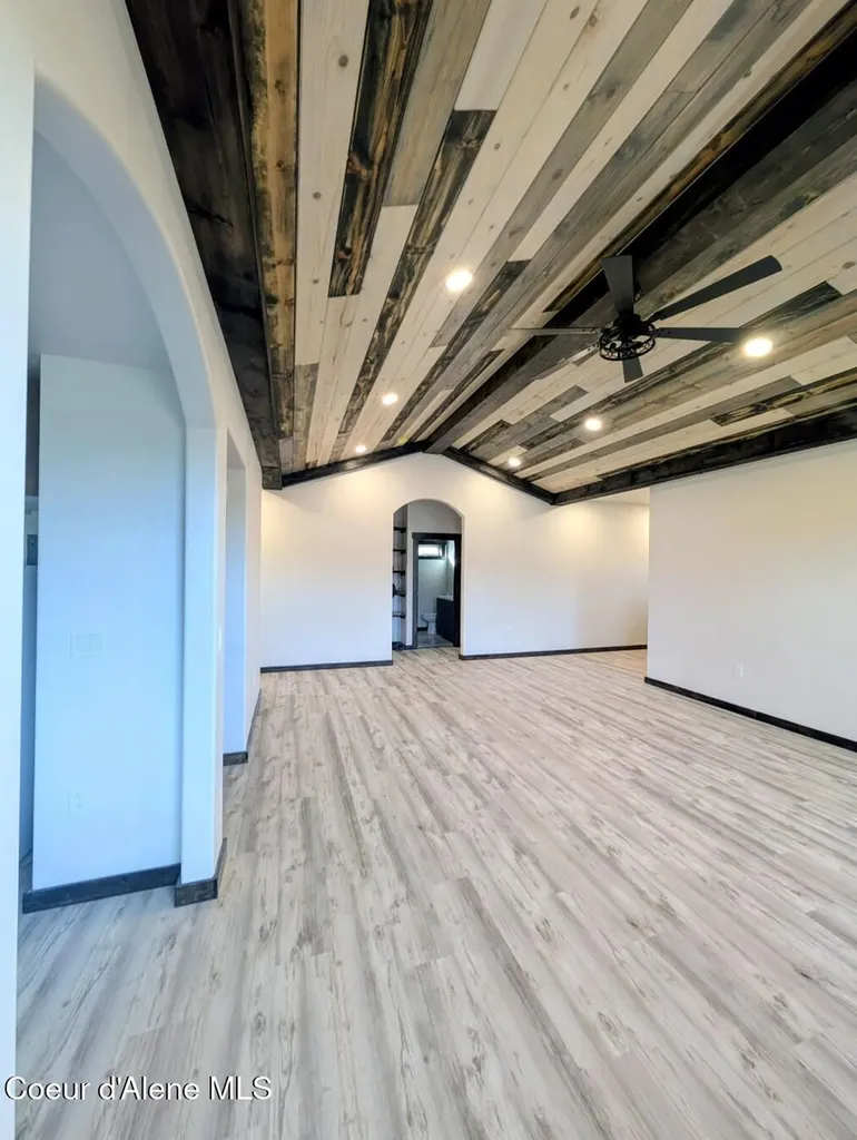 6856 Selkirk Street Bonners Ferry ID 83805