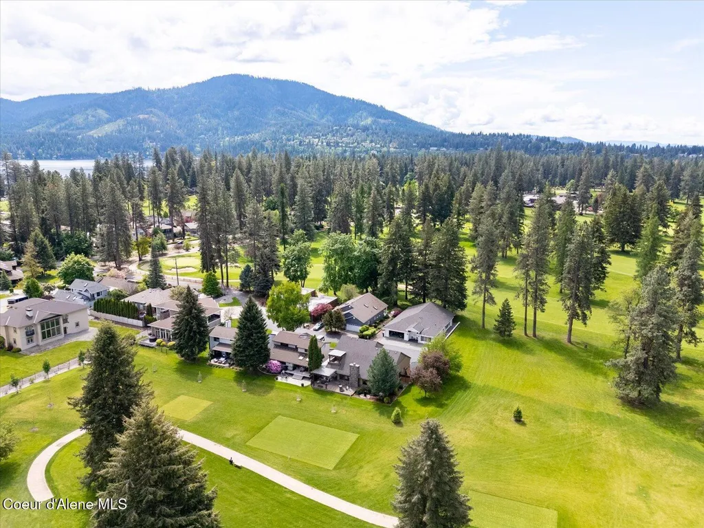 1665 E Club Lane Hayden Lake ID 83835