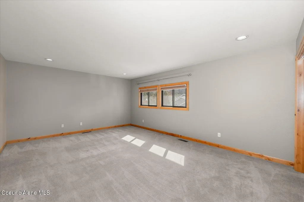 1665 E Club Lane Hayden Lake ID 83835