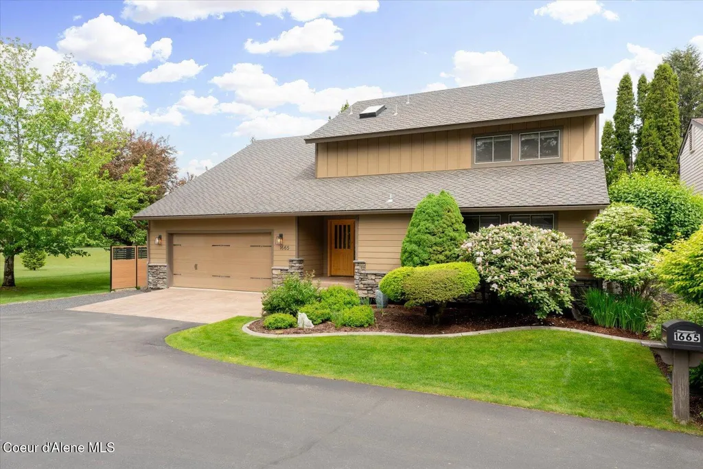 1665 E Club Lane Hayden Lake ID 83835