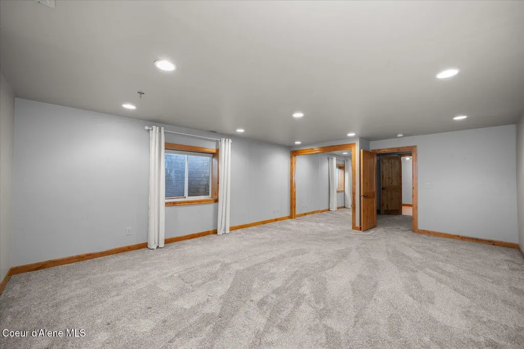 1665 E Club Lane Hayden Lake ID 83835