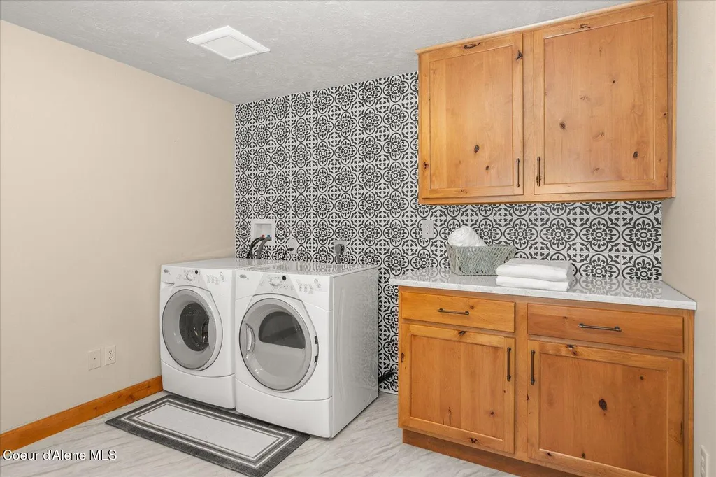 1665 E Club Lane Hayden Lake ID 83835