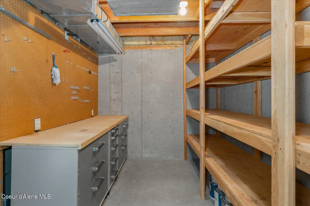 1665 E Club Lane Hayden Lake ID 83835