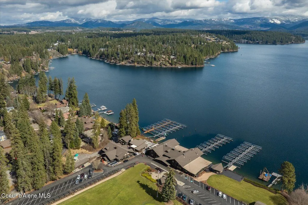 1665 E Club Lane Hayden Lake ID 83835