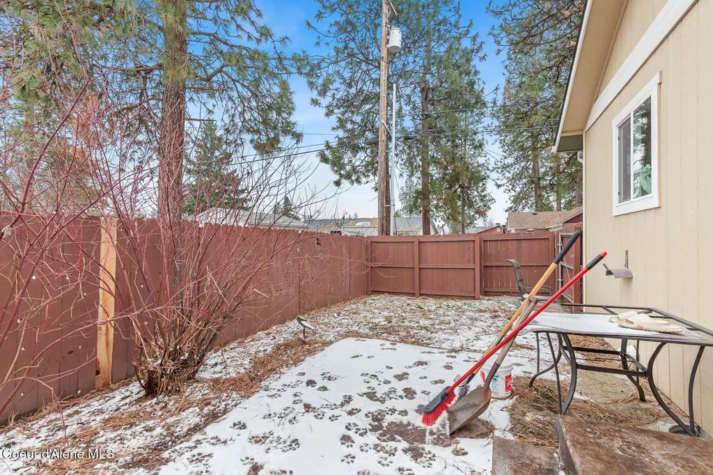1606 N Catherine Street Post Falls ID 83854