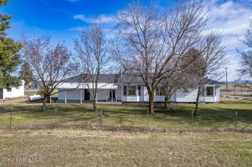 10759 N Idaho Road Post Falls ID 83854