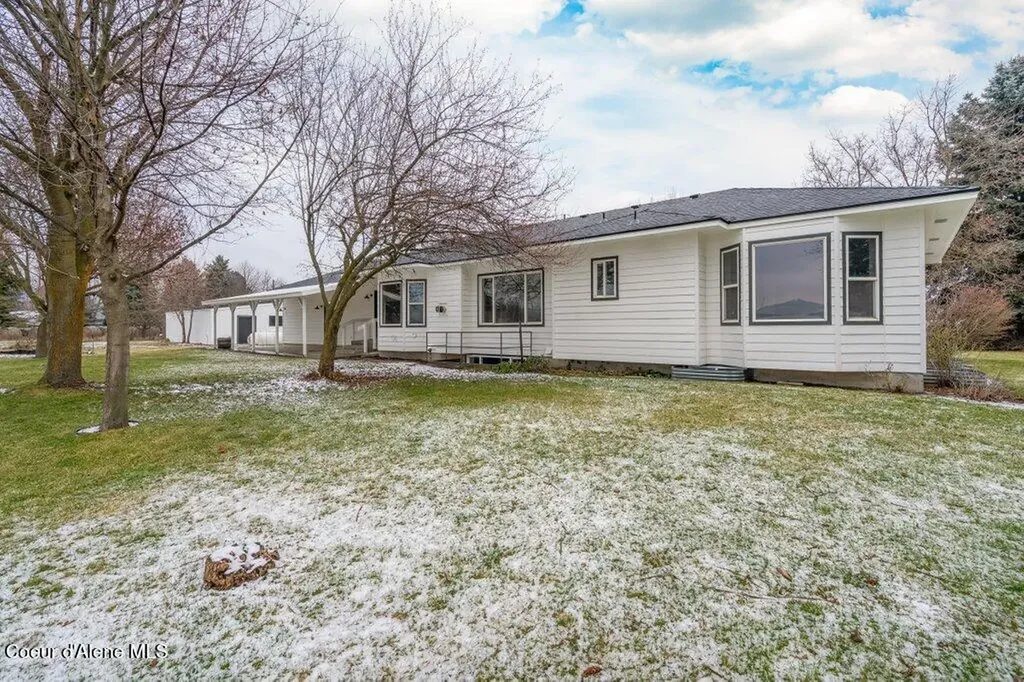 10759 N Idaho Road Post Falls ID 83854