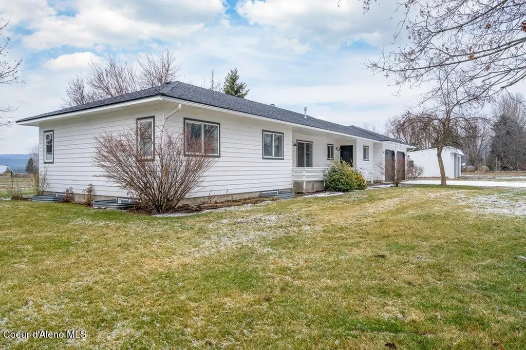 10759 N Idaho Road Post Falls ID 83854