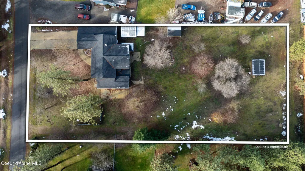 11448 W Meadowview Lane Nine Mile WA 99026