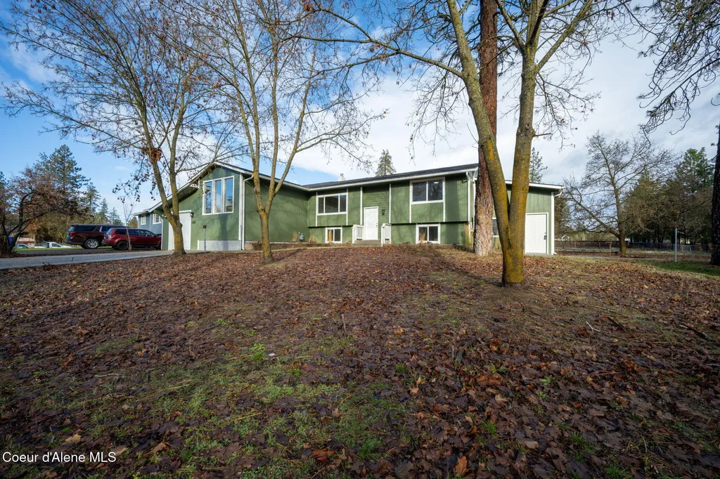 11448 W Meadowview Lane Nine Mile WA 99026