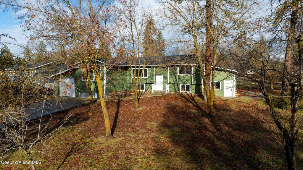 11448 W Meadowview Lane Nine Mile WA 99026