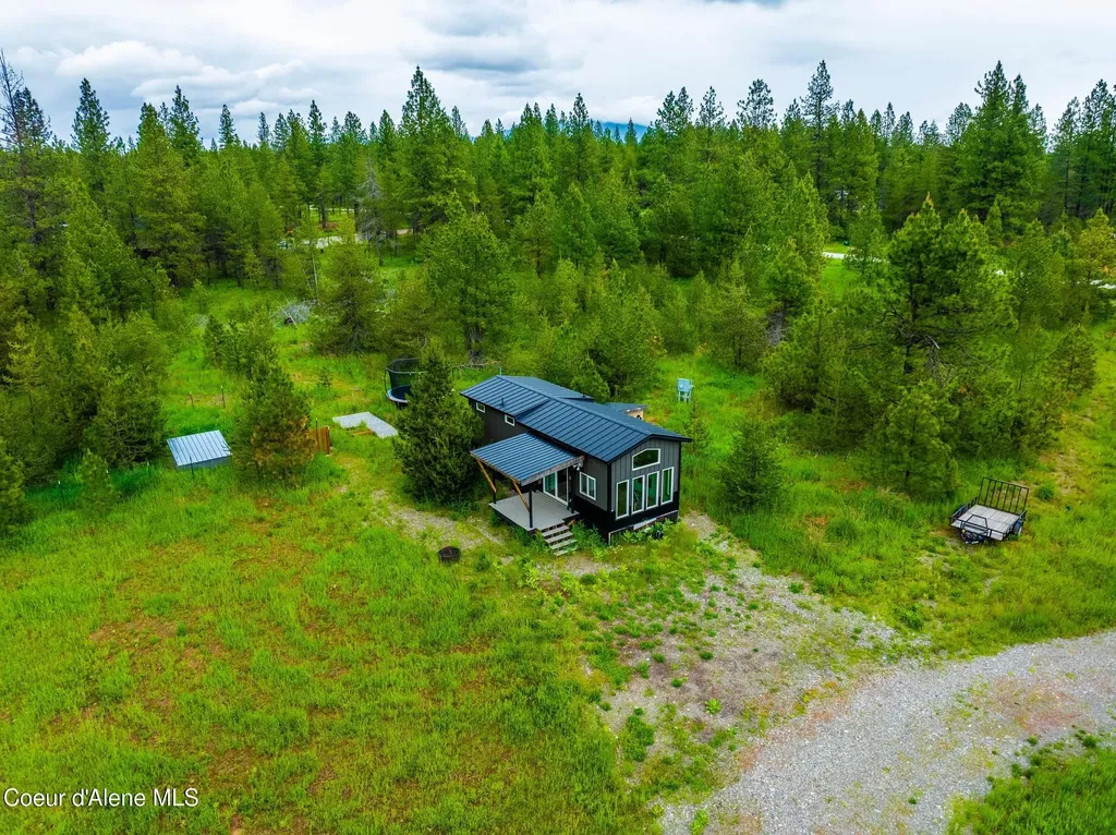 78 Wyatt Lane Spirit Lake ID 83869