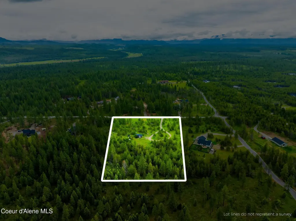 78 Wyatt Lane Spirit Lake ID 83869