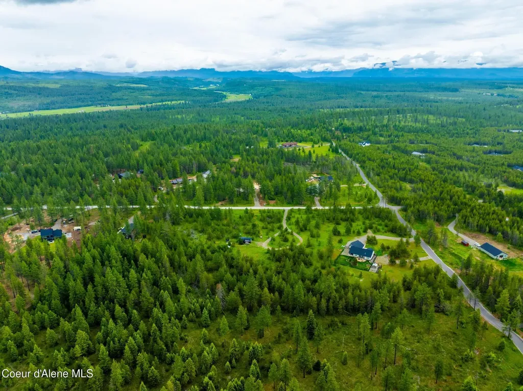 78 Wyatt Lane Spirit Lake ID 83869