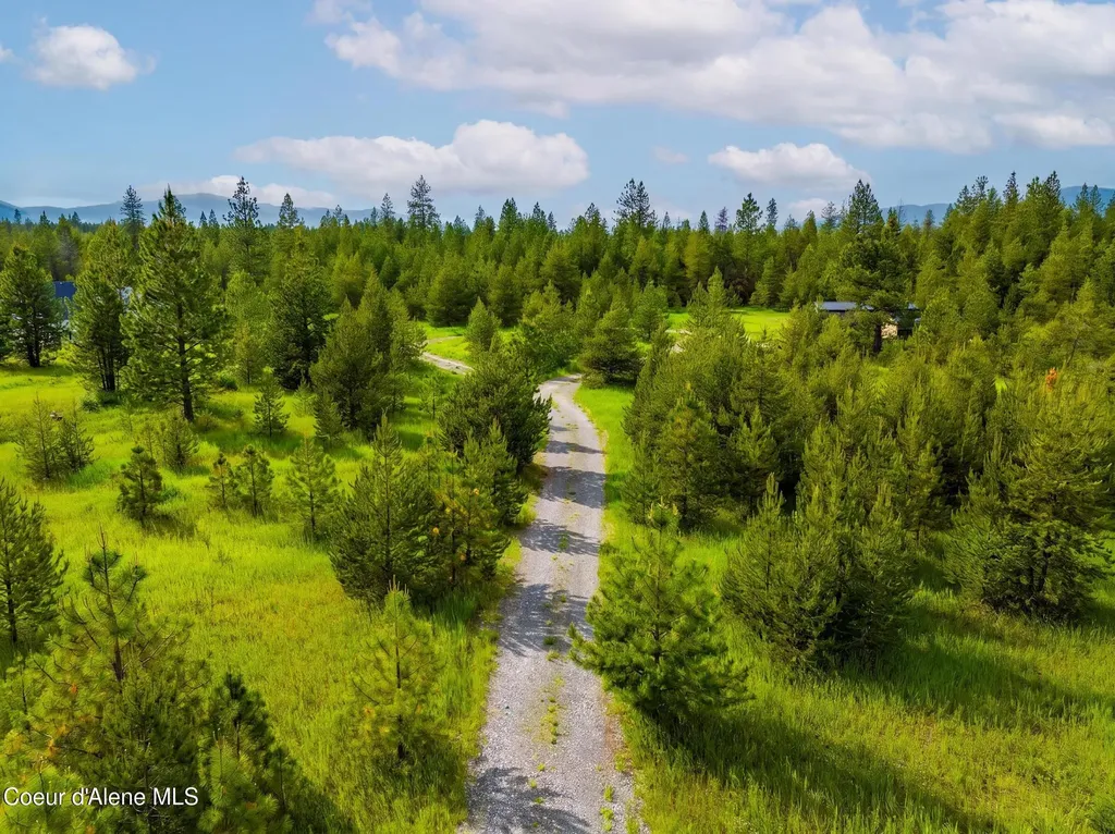 78 Wyatt Lane Spirit Lake ID 83869