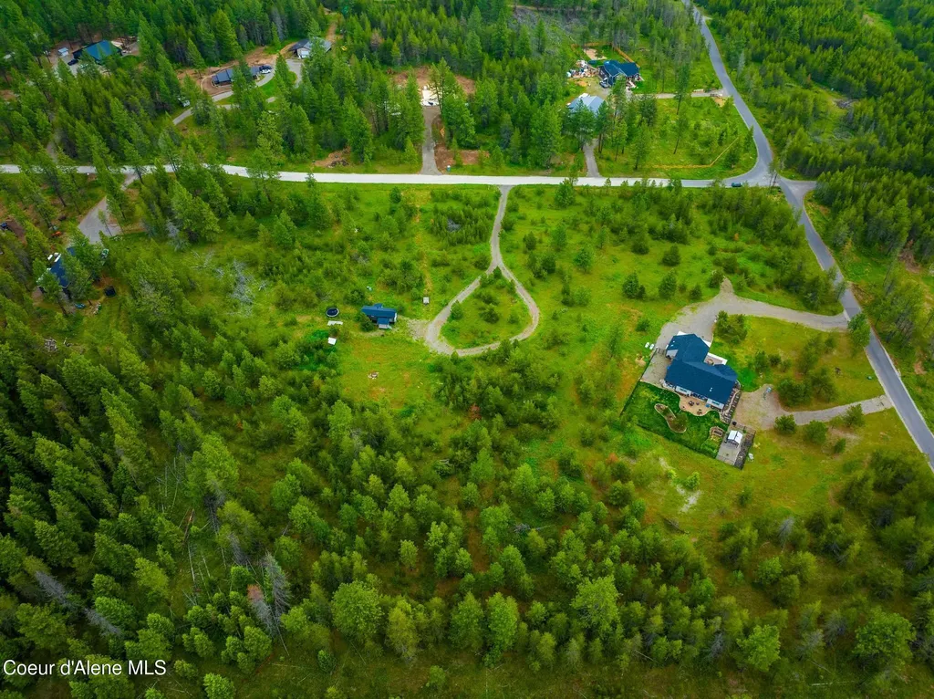 78 Wyatt Lane Spirit Lake ID 83869