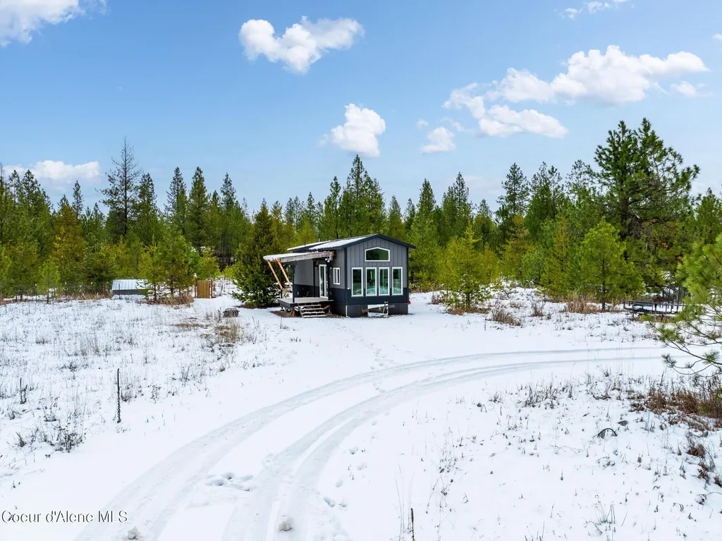 78 Wyatt Lane Spirit Lake ID 83869