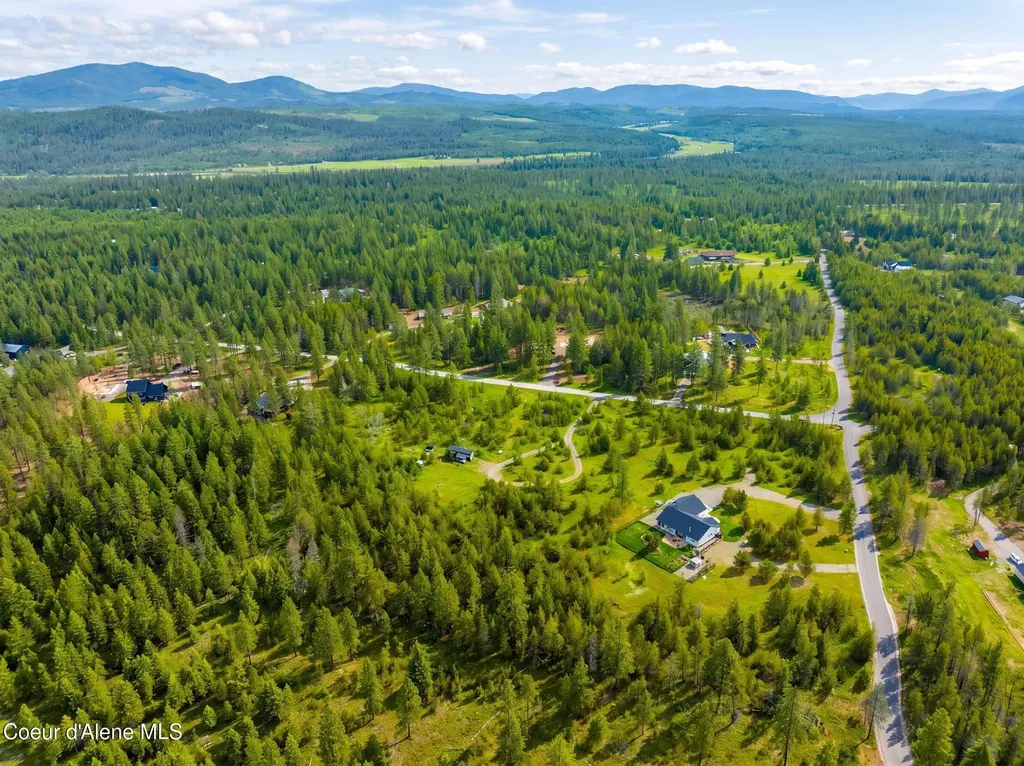 78 Wyatt Lane Spirit Lake ID 83869