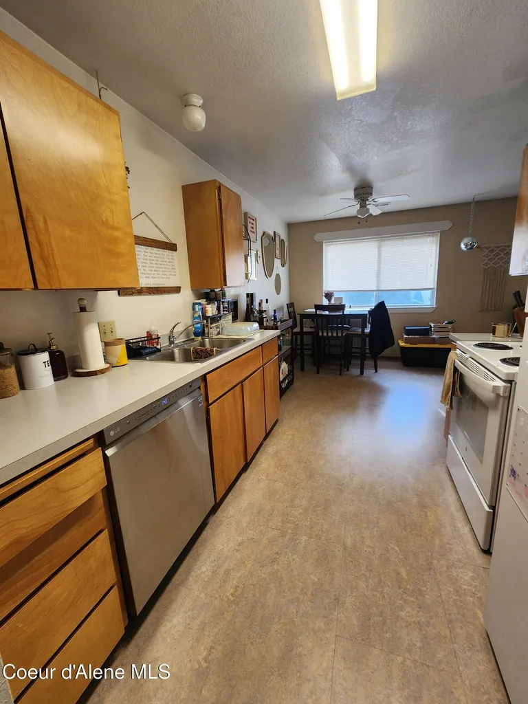 103 E 12th Avenue Post Falls ID 83854
