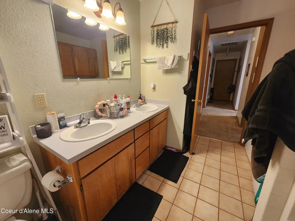 103 E 12th Avenue Post Falls ID 83854
