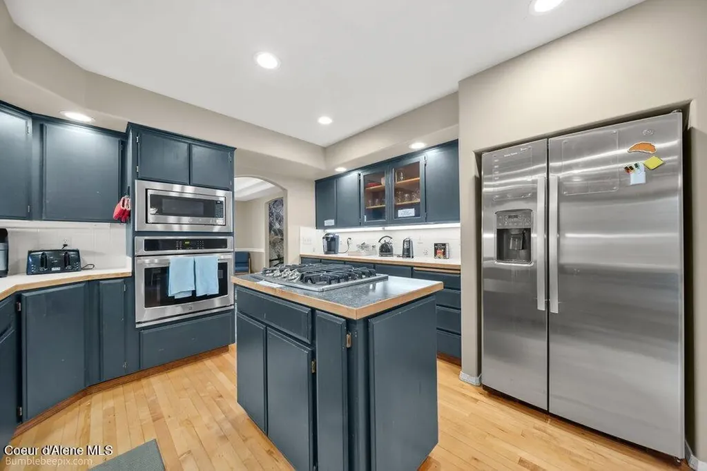 15951 N Pinewood Way Hayden ID 83835