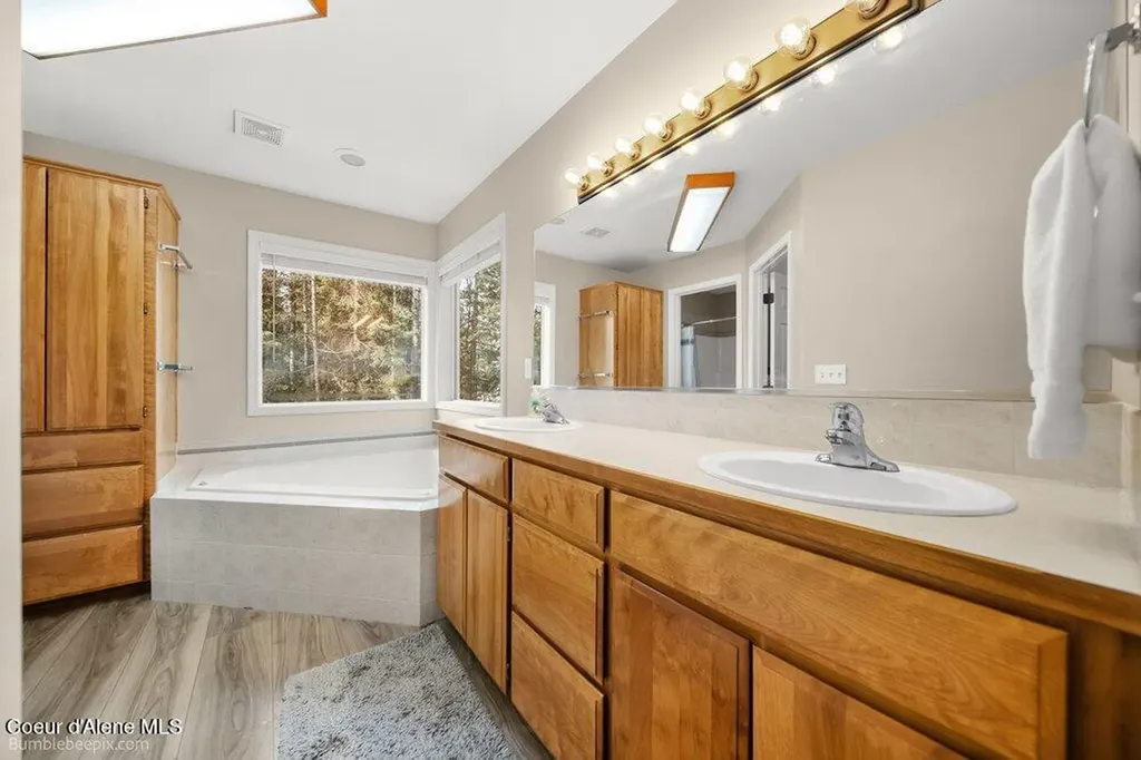 15951 N Pinewood Way Hayden ID 83835