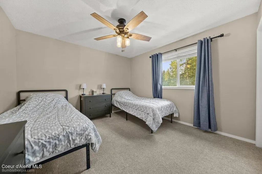 15951 N Pinewood Way Hayden ID 83835