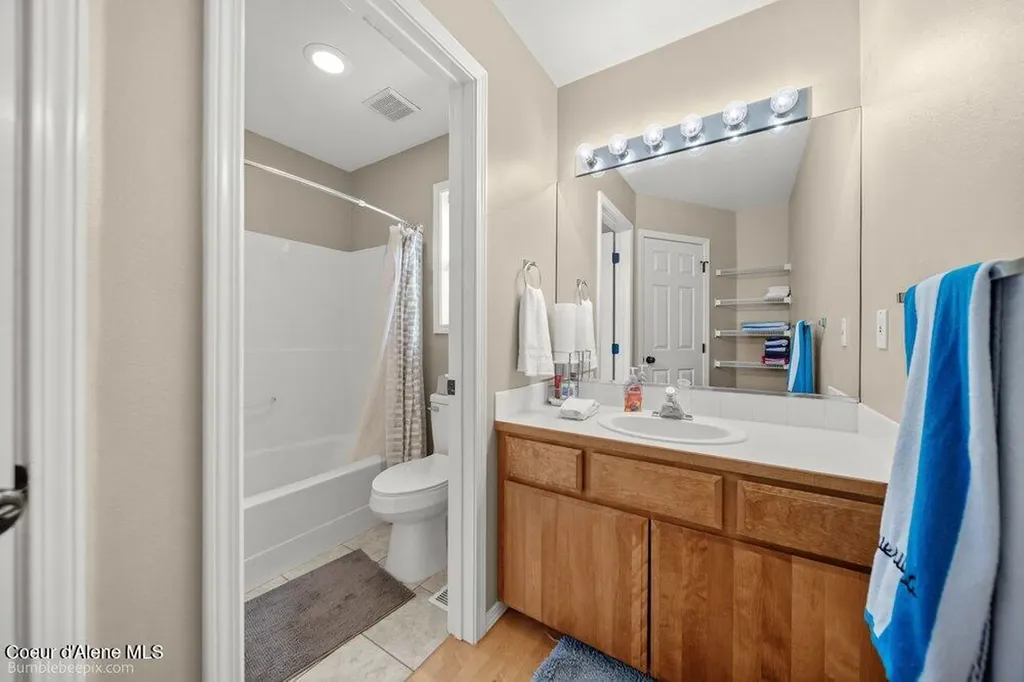15951 N Pinewood Way Hayden ID 83835