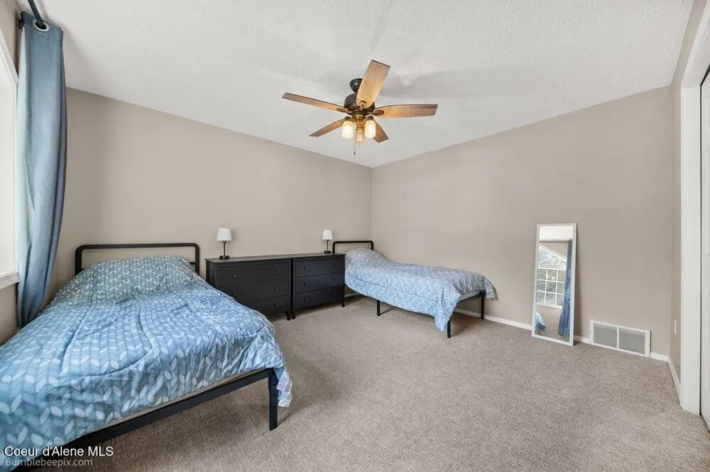 15951 N Pinewood Way Hayden ID 83835