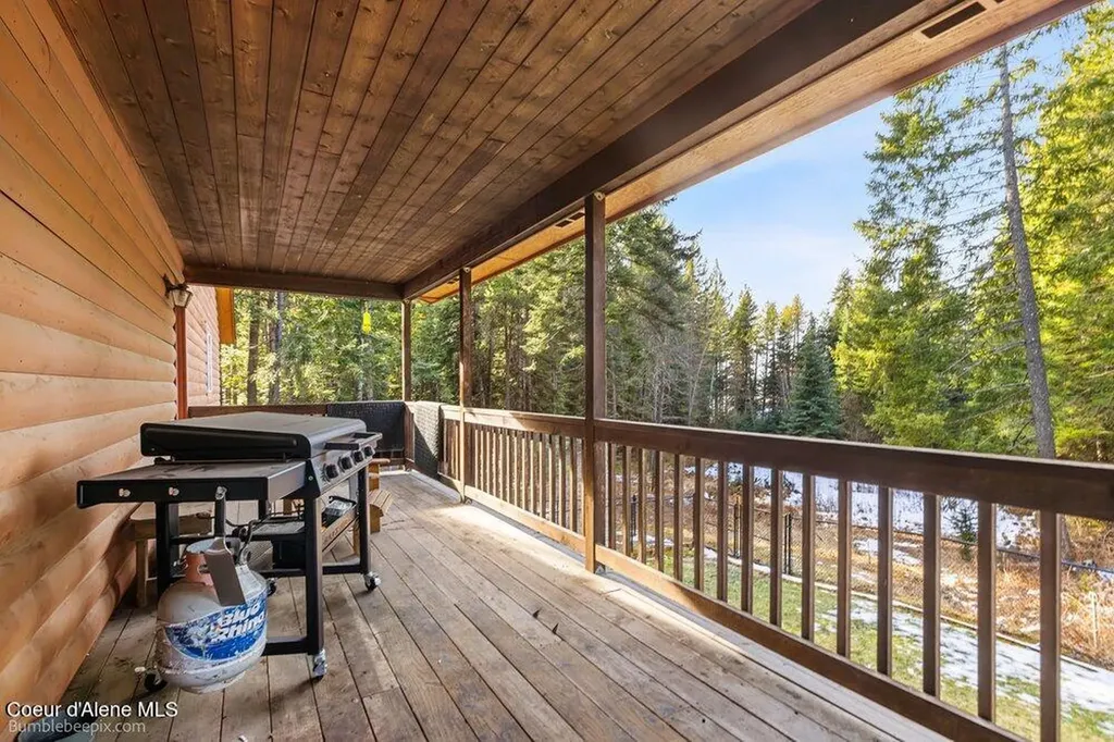 15951 N Pinewood Way Hayden ID 83835