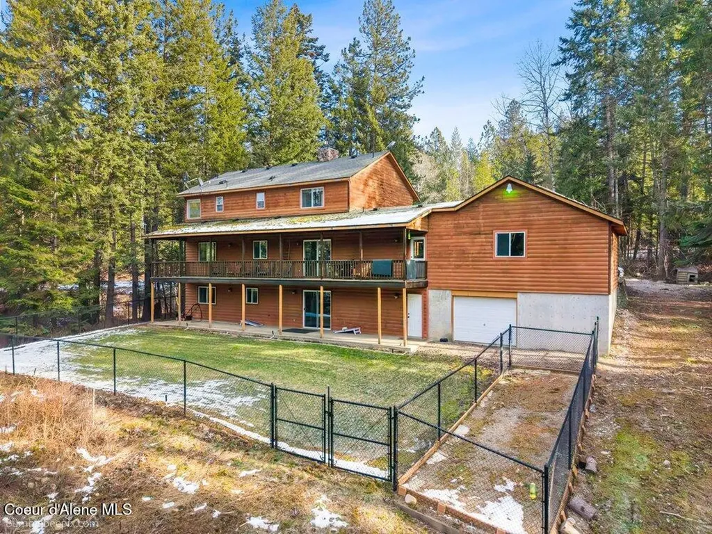 15951 N Pinewood Way Hayden ID 83835