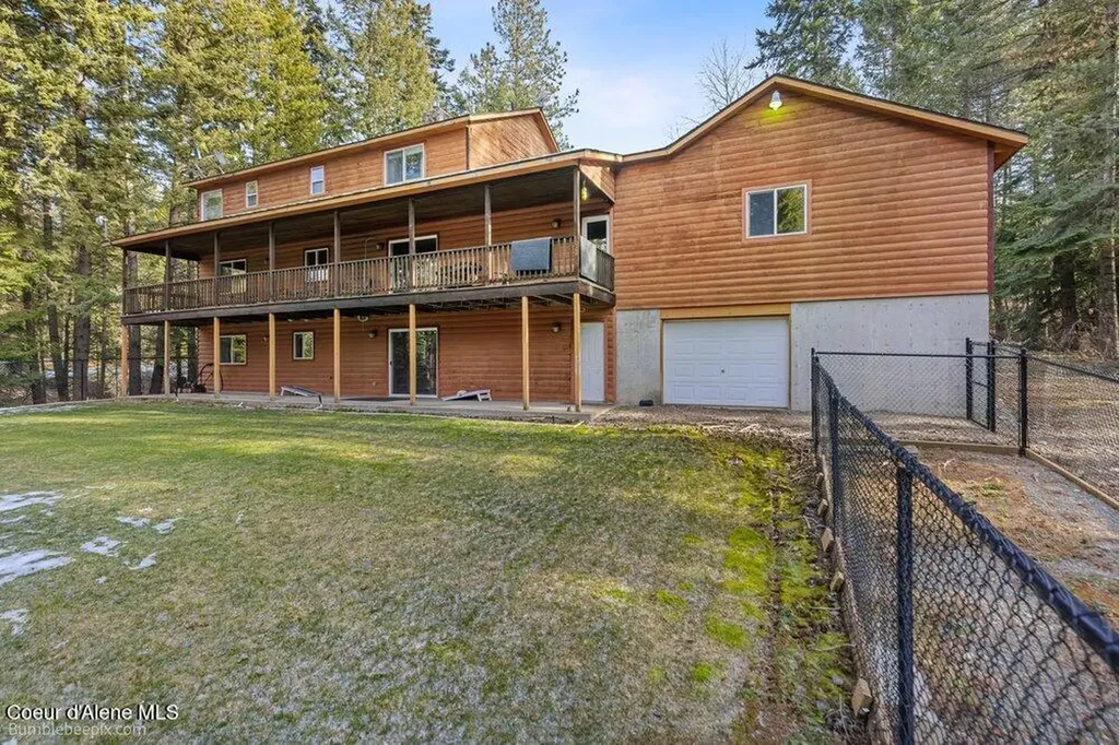 15951 N Pinewood Way Hayden ID 83835