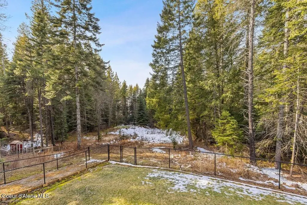 15951 N Pinewood Way Hayden ID 83835