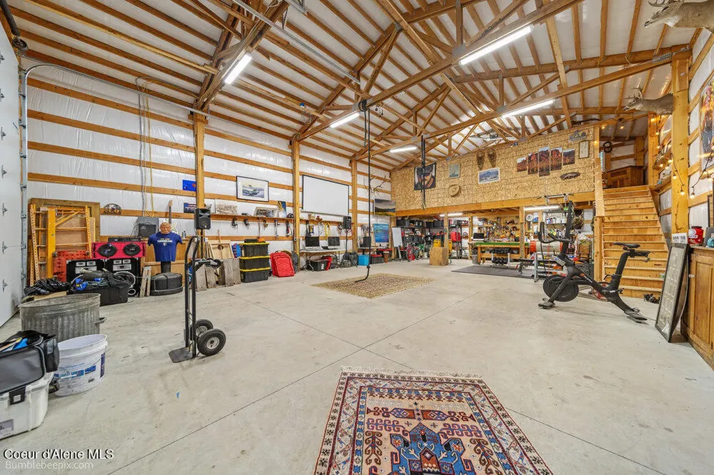 29131 N Hindman Street Athol ID 83801