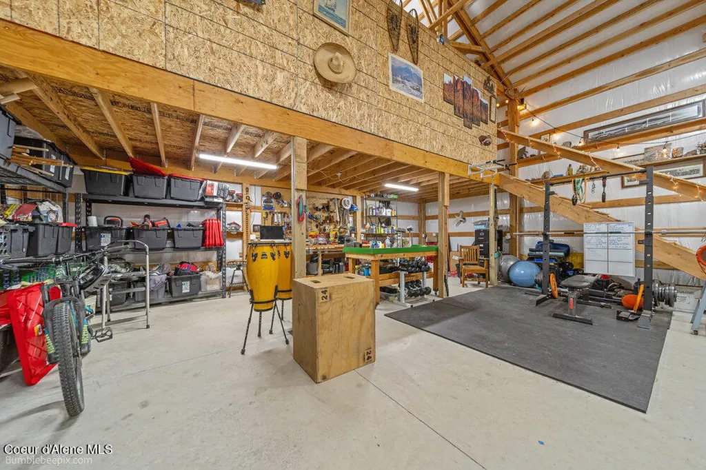 29131 N Hindman Street Athol ID 83801
