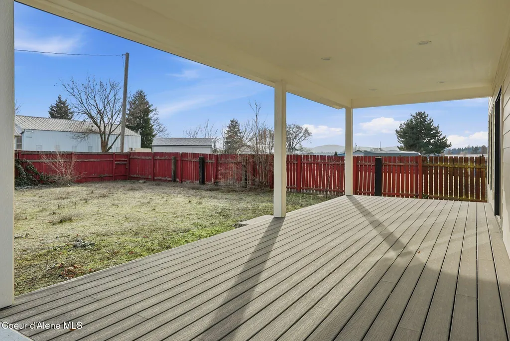 4216 N Silas Road Spokane Valley WA 99216