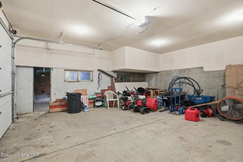1020 Mill Street Wardner ID 83837