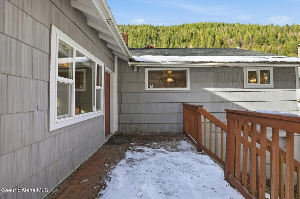 1020 Mill Street Wardner ID 83837