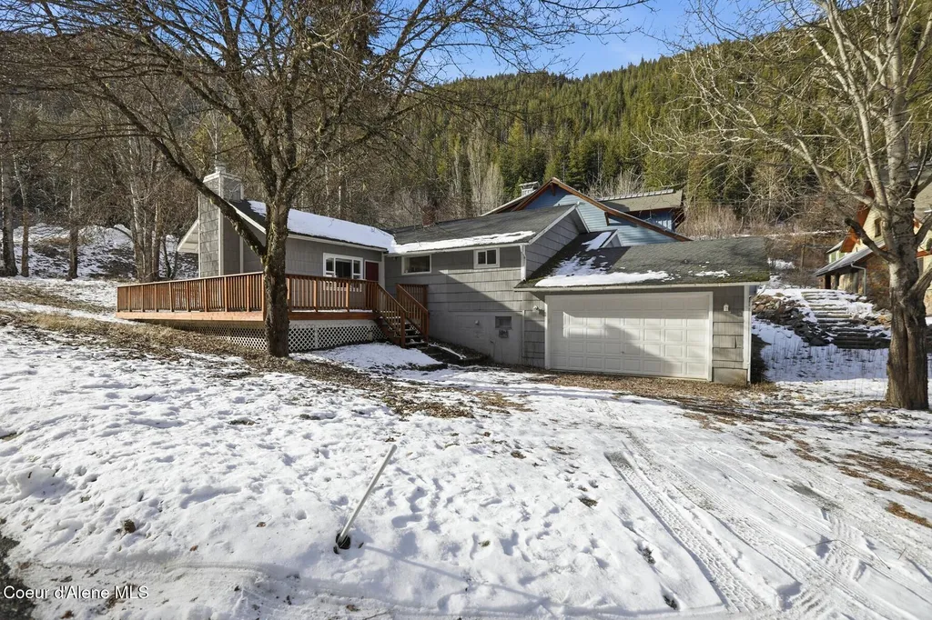 1020 Mill Street Wardner ID 83837