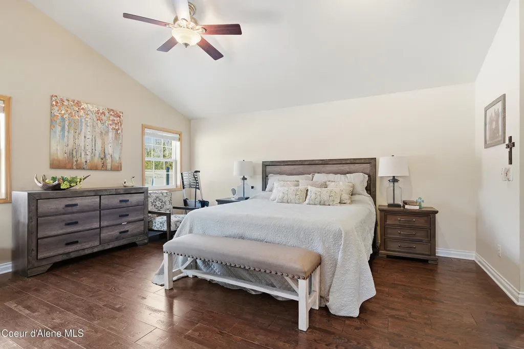 758 Meadowood Road Sandpoint ID 83864