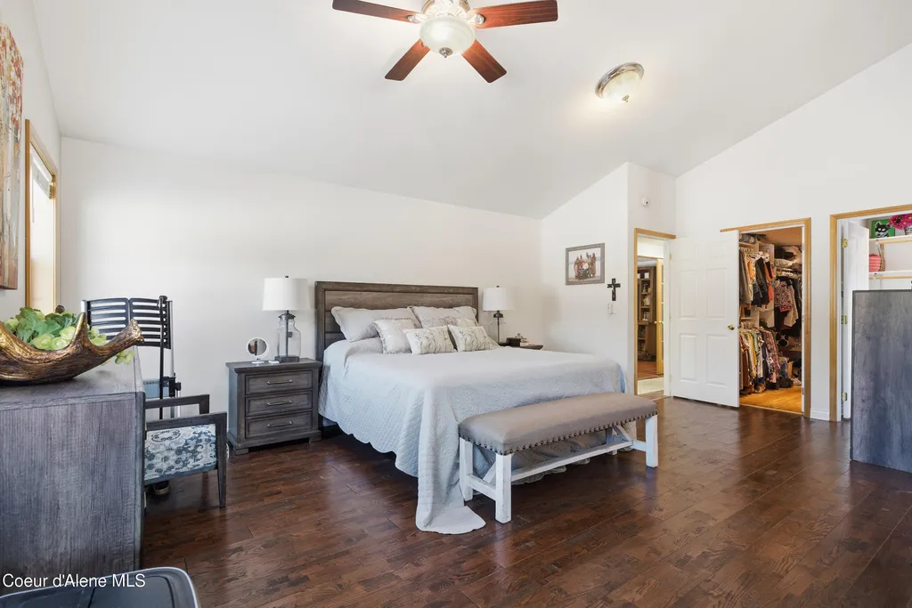 758 Meadowood Road Sandpoint ID 83864