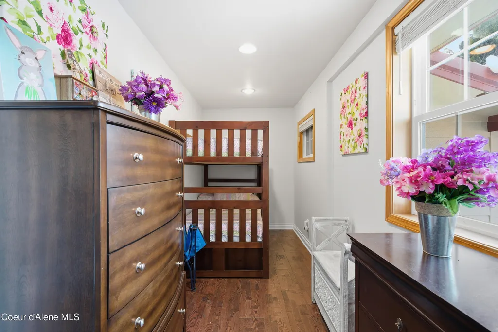758 Meadowood Road Sandpoint ID 83864