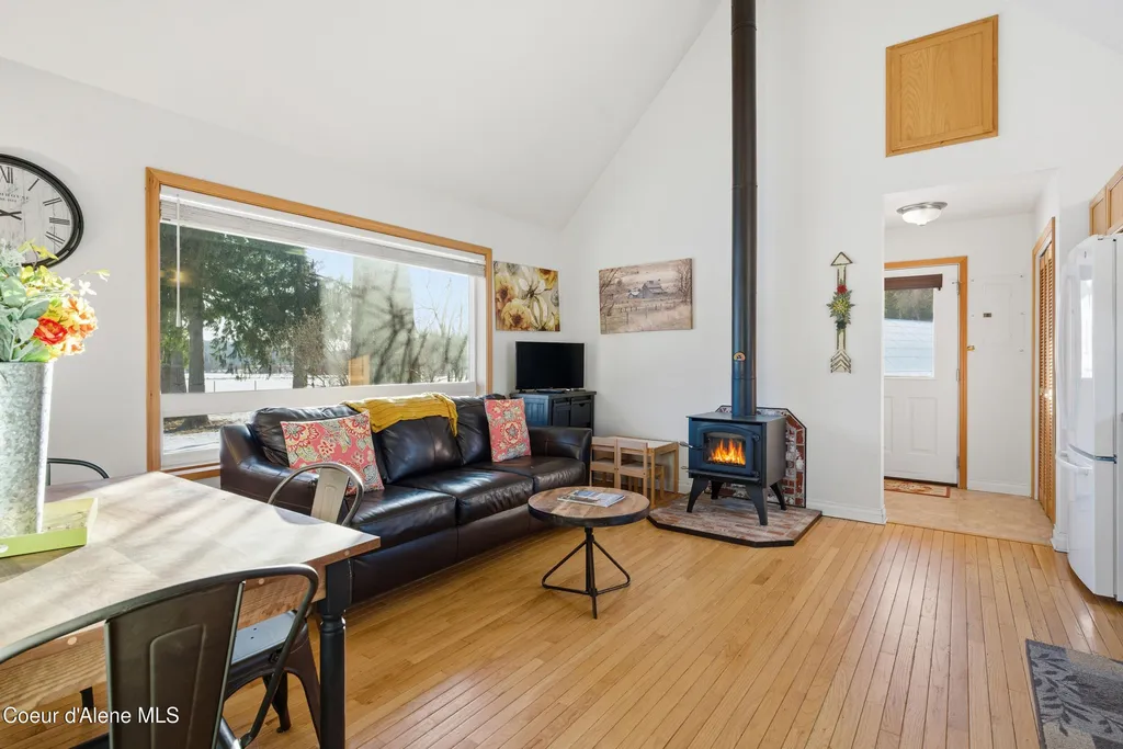 758 Meadowood Road Sandpoint ID 83864