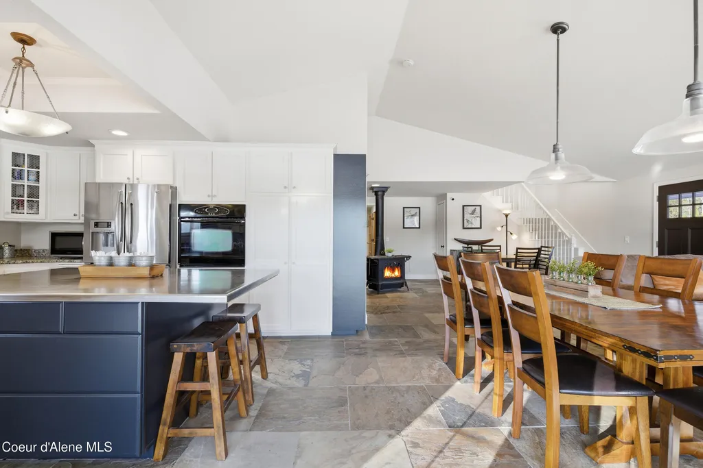 758 Meadowood Road Sandpoint ID 83864
